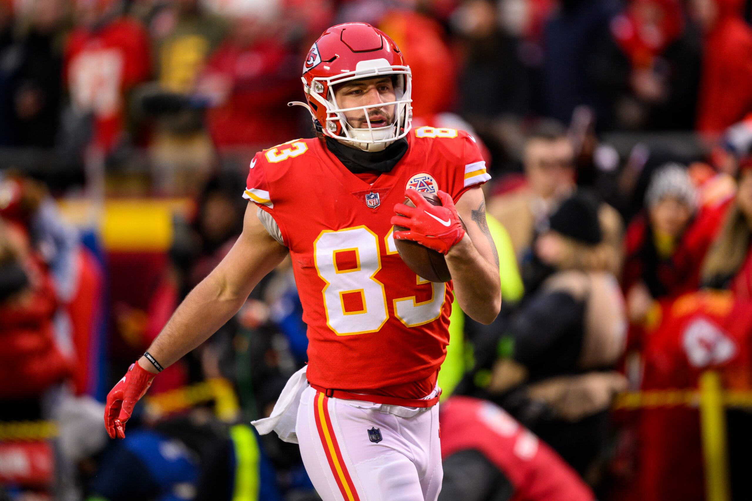 Chiefs sign tight end Noah Gray to contract extension